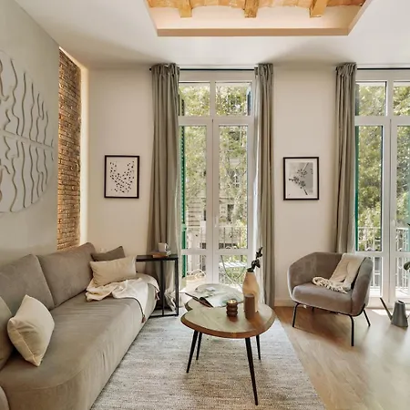 Jure - 2 Bedrooms And Balcony In Eixample Dreta דירה
